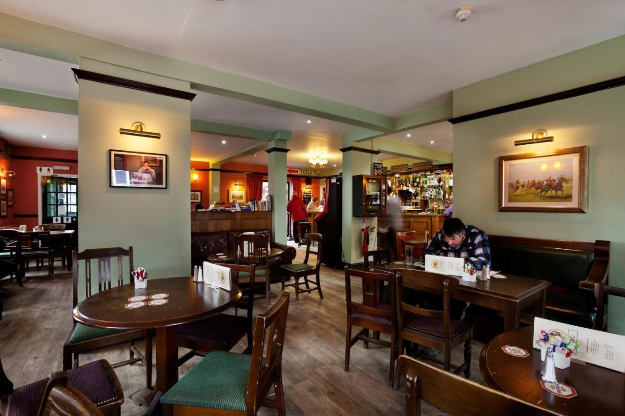 The Earl Of Derby Hotel CBG Екстериор снимка